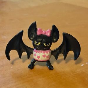 Draculaura First Wave pet bat